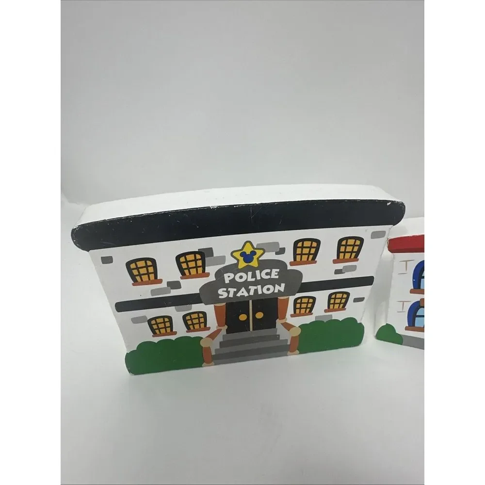Lot of 25 Melissa and Doug Disney Mickey Mouse Town with Buildings *See‎ Photos*